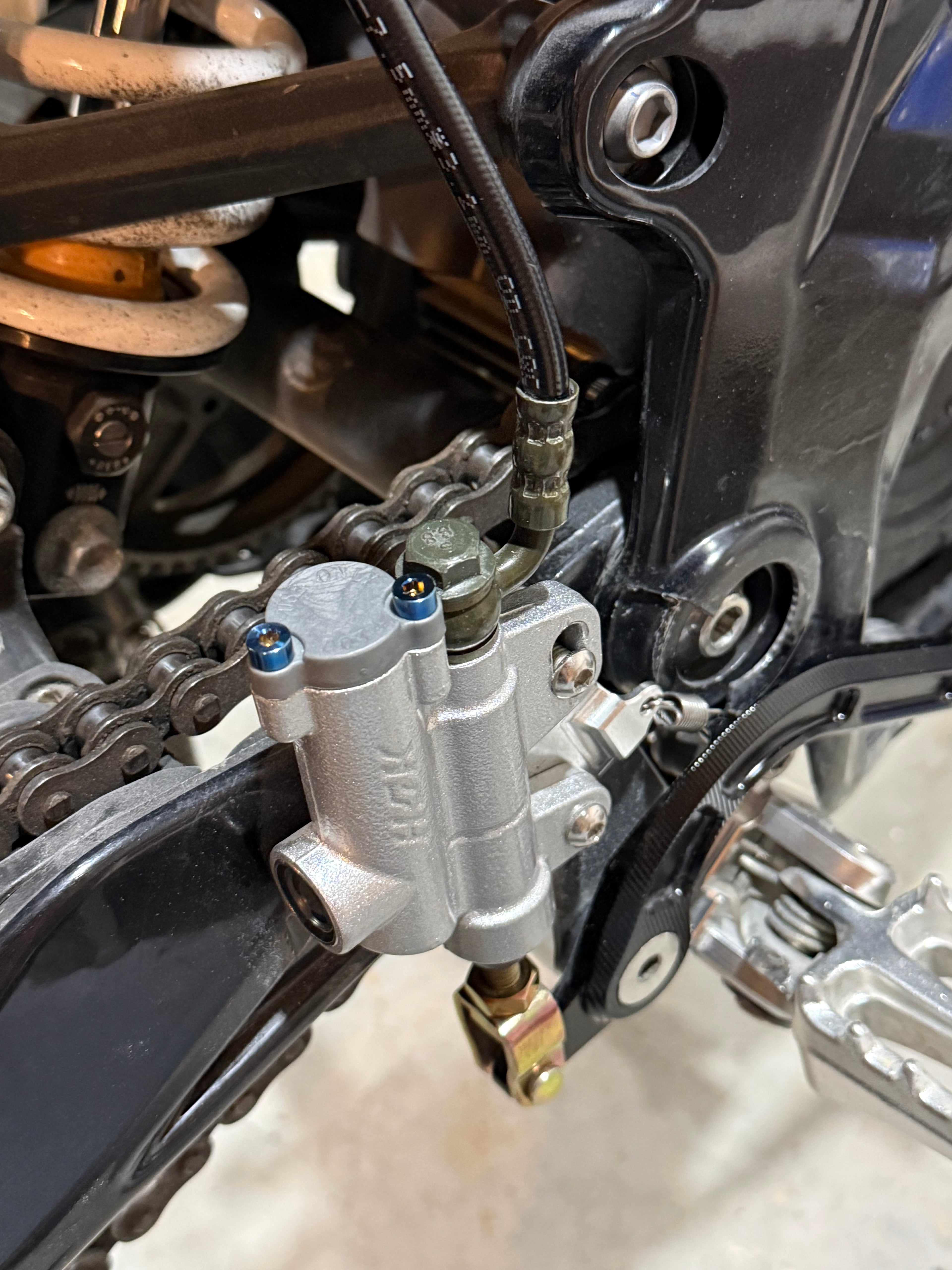 Footbrake Reservoir Titanium Bolts (set of 2)